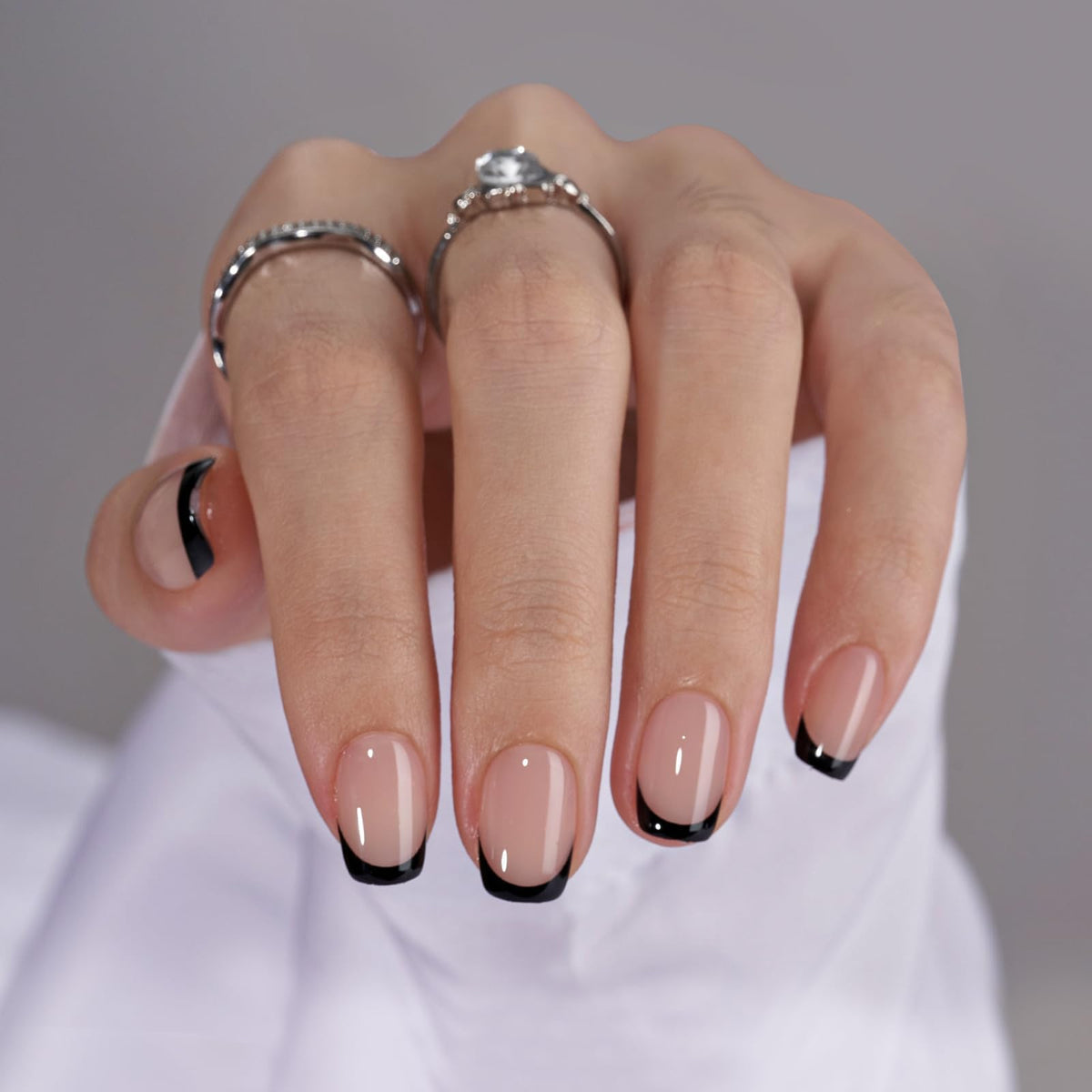 BTArtbox Press On Nails, Short Almond Pink Fake Nails, 32Pcs Full Kit