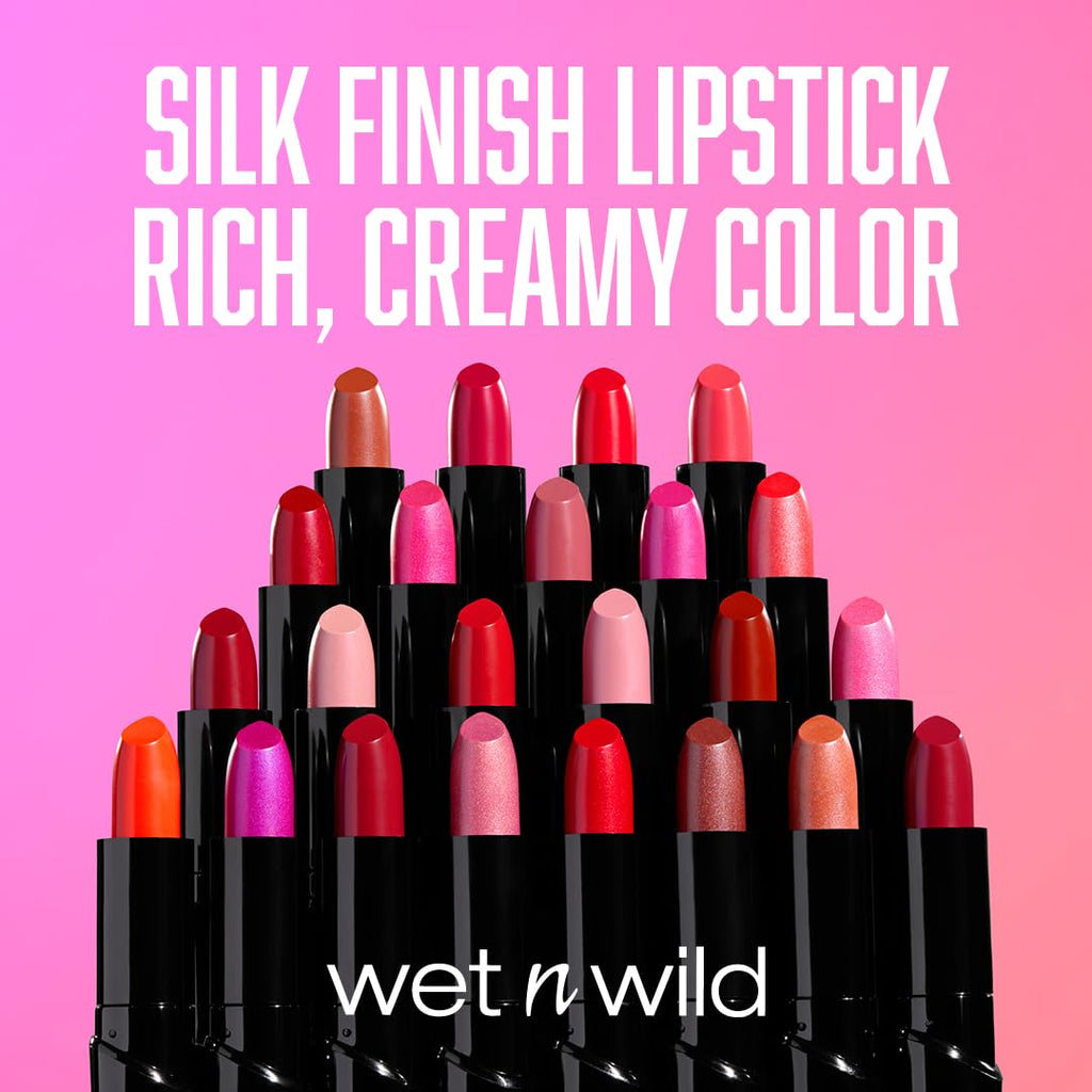 wet n wild Silk Finish Lipstick, Hydrating Rich Buildable Lip Color, Formulated with Vitamins A,E, & Macadamia for Ultimate Hydration, Cruelty-Free & Vegan - Dark Pink Frost