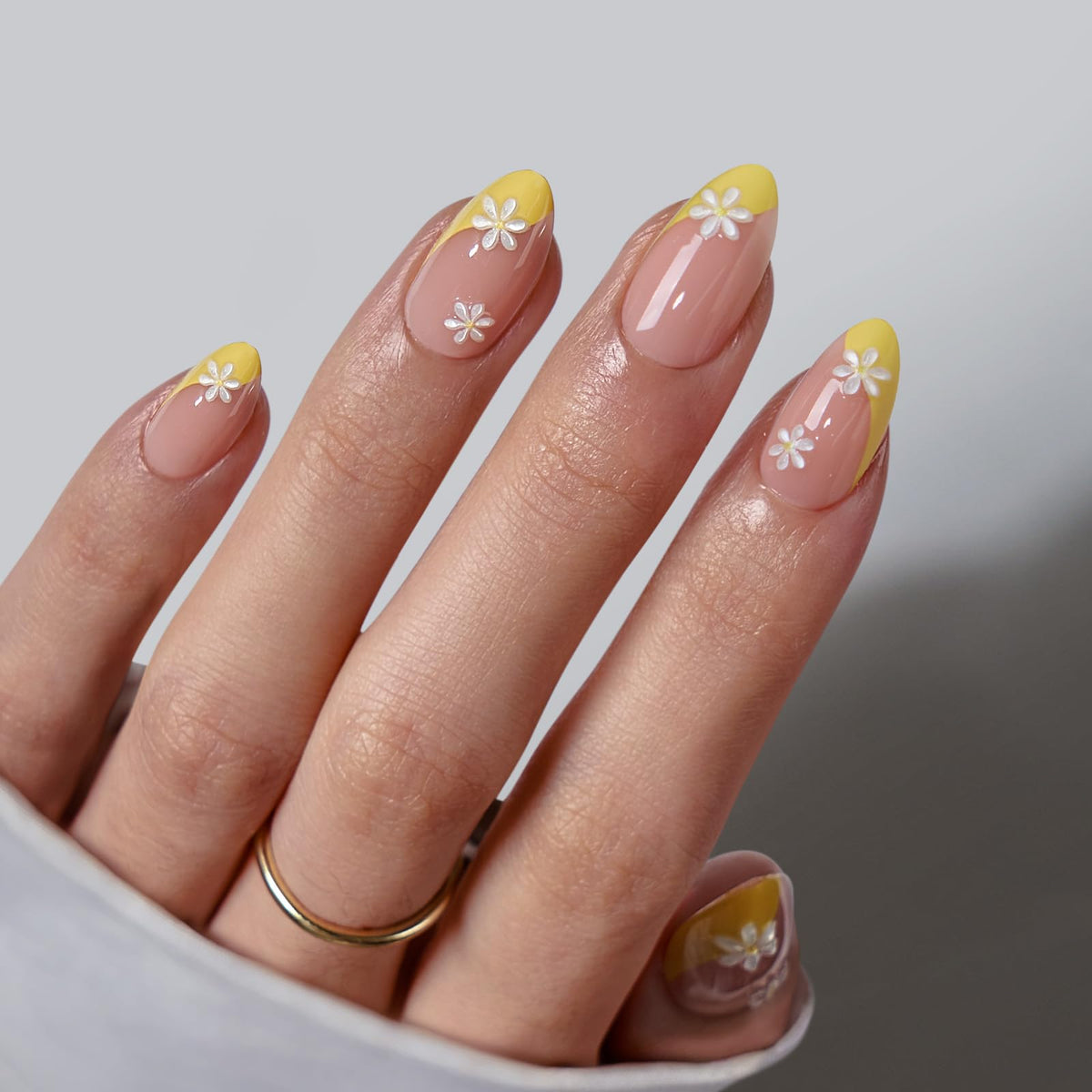 BTArtbox Press On Nails, Short Almond Pink Fake Nails, 32Pcs Full Kit