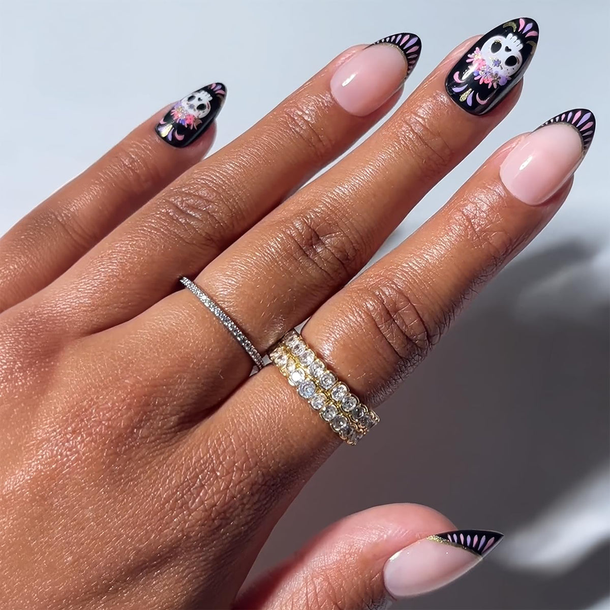Glamnetic Halloween Press On Nails, Short Almond Glazed, October Nights