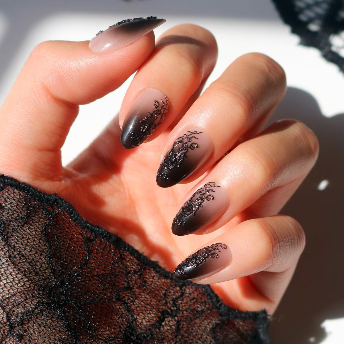 Glamnetic Halloween Press On Nails, Short Almond Glazed, October Nights