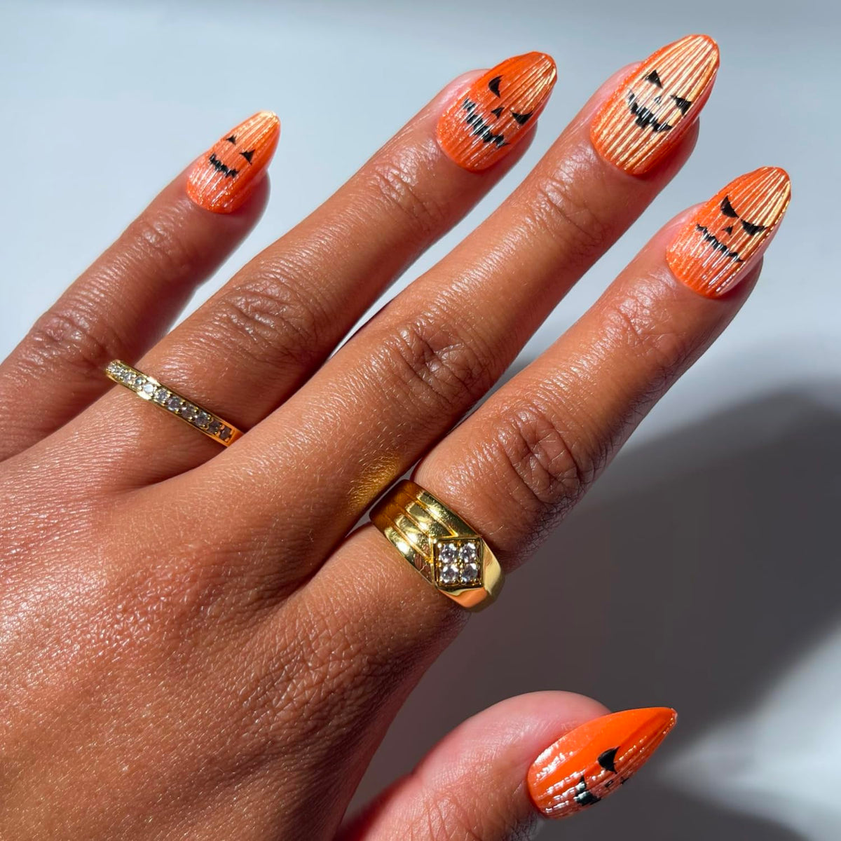 Glamnetic Halloween Press On Nails, Short Almond Glazed, October Nights
