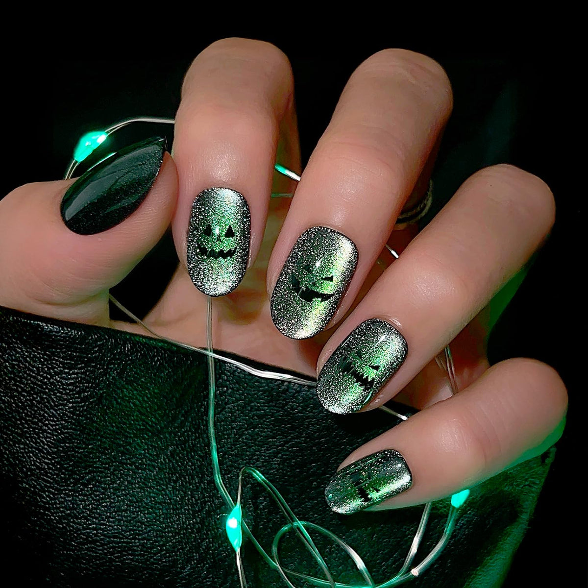 Glamnetic Halloween Press On Nails, Short Almond Glazed, October Nights
